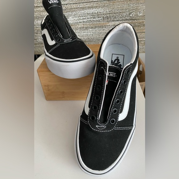 Vans Canvas NEW Old Skool size 7.5 - Picture 7 of 8